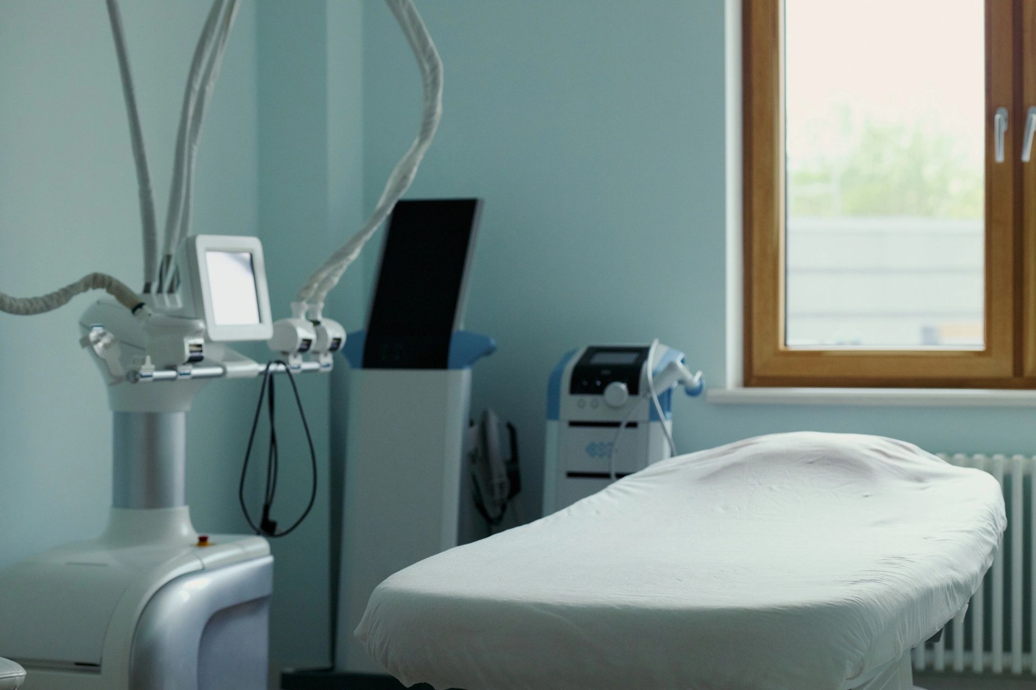 Clinic reception and patient assistance environment